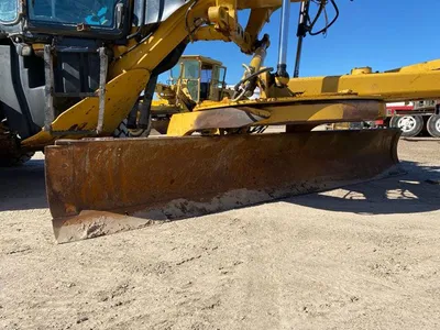 2010 Caterpillar 140M