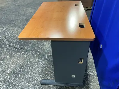 Used BUSH BUSINESS FURNITURE WC57448 Office Equipment Ohio US | HGR 24 #1280279