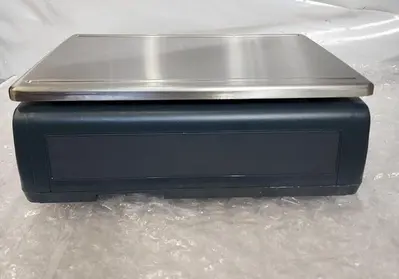 ULINE H-5819 SCALE