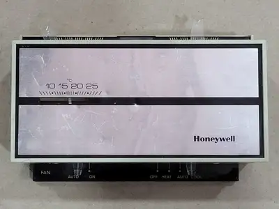 NEW HONEYWELL T874A-1226