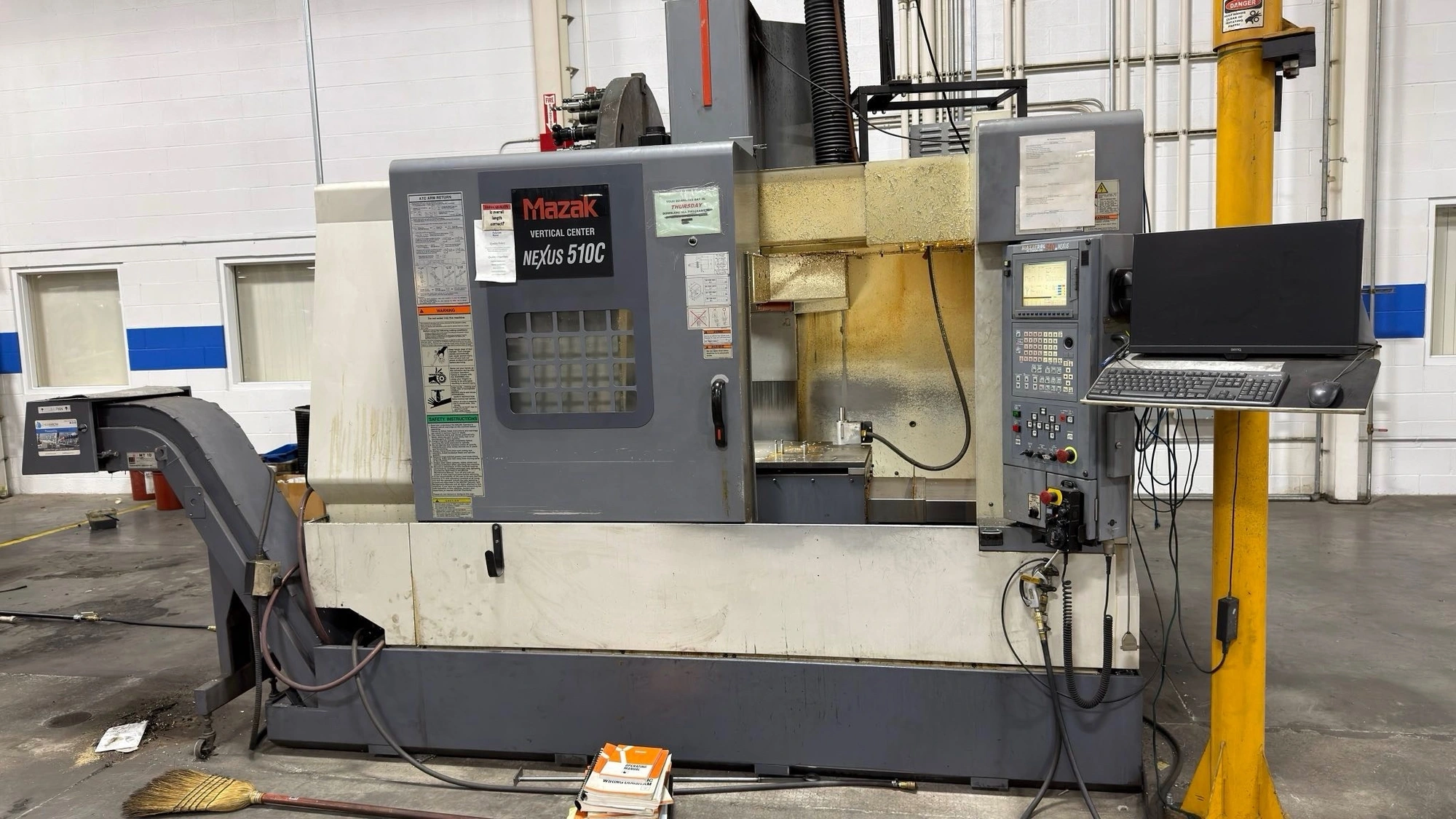 USED 2003 MAZAK VERTICAL CENTER NEXUS 510C