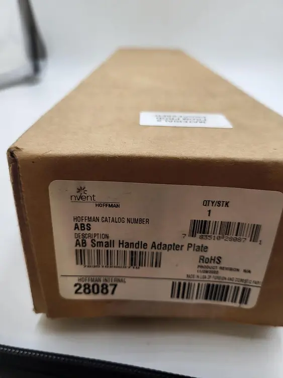 New | in-Stock NVENT NVENT HOFFMAN AB SMALL HANDLE ADAPTER PLATE 28087 Valves/Fittings | ND Industrial Surplus #1216555