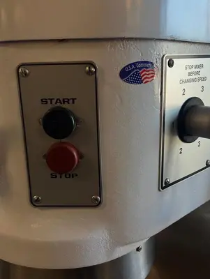 Hobart H-600T 60 Qt MixerHobart H-600T 60 Qt Mixer