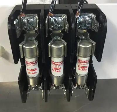 Myron Zucker Trymount Capacitor TSNX53005-3 5 KVAR 480V 3Ph 4B