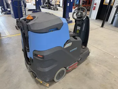 Used 2019 HILLARD TRIDENT R30 SC PLUS Scrubbers Minnesota US | Carco Truck & Equipment #1513930