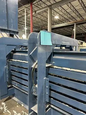 USED BALEMASTER EO-2273