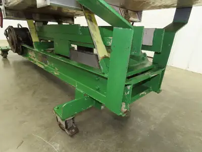 Used CARDWELL _UNKNOWN_ Vibratory Conveyors Indiana US | Arrow Industrial #1368025