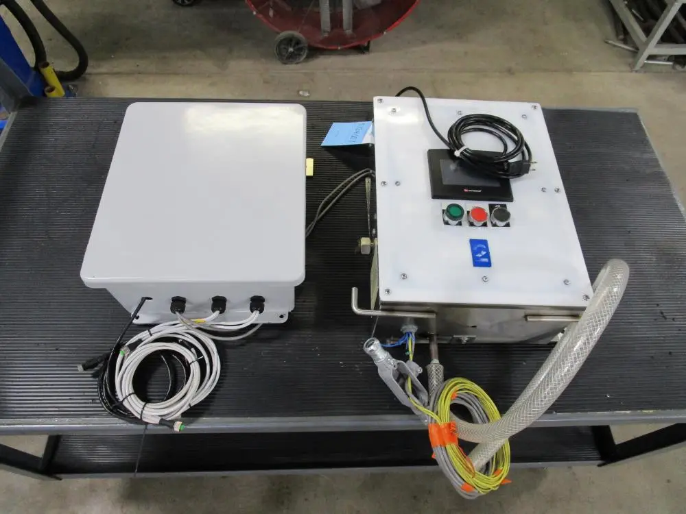 Baxter microcomputer-controlled water meter