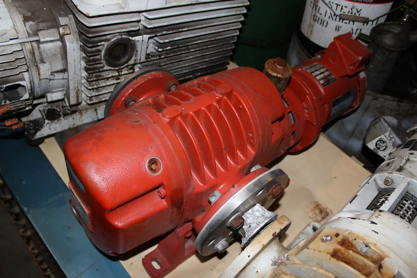 USED LEYBOLD WA-251