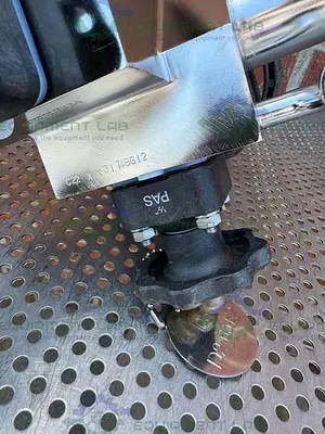 USED 4 ITT PURE FLO STAINLESS STEEL DIAPHRAGM VALVE W/ 1/2" - 1 1/2 SANITARY FITTINGS