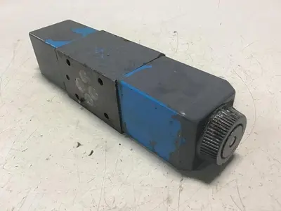 USED VICKERS DG4V-3-6C-M-U-HL7-60