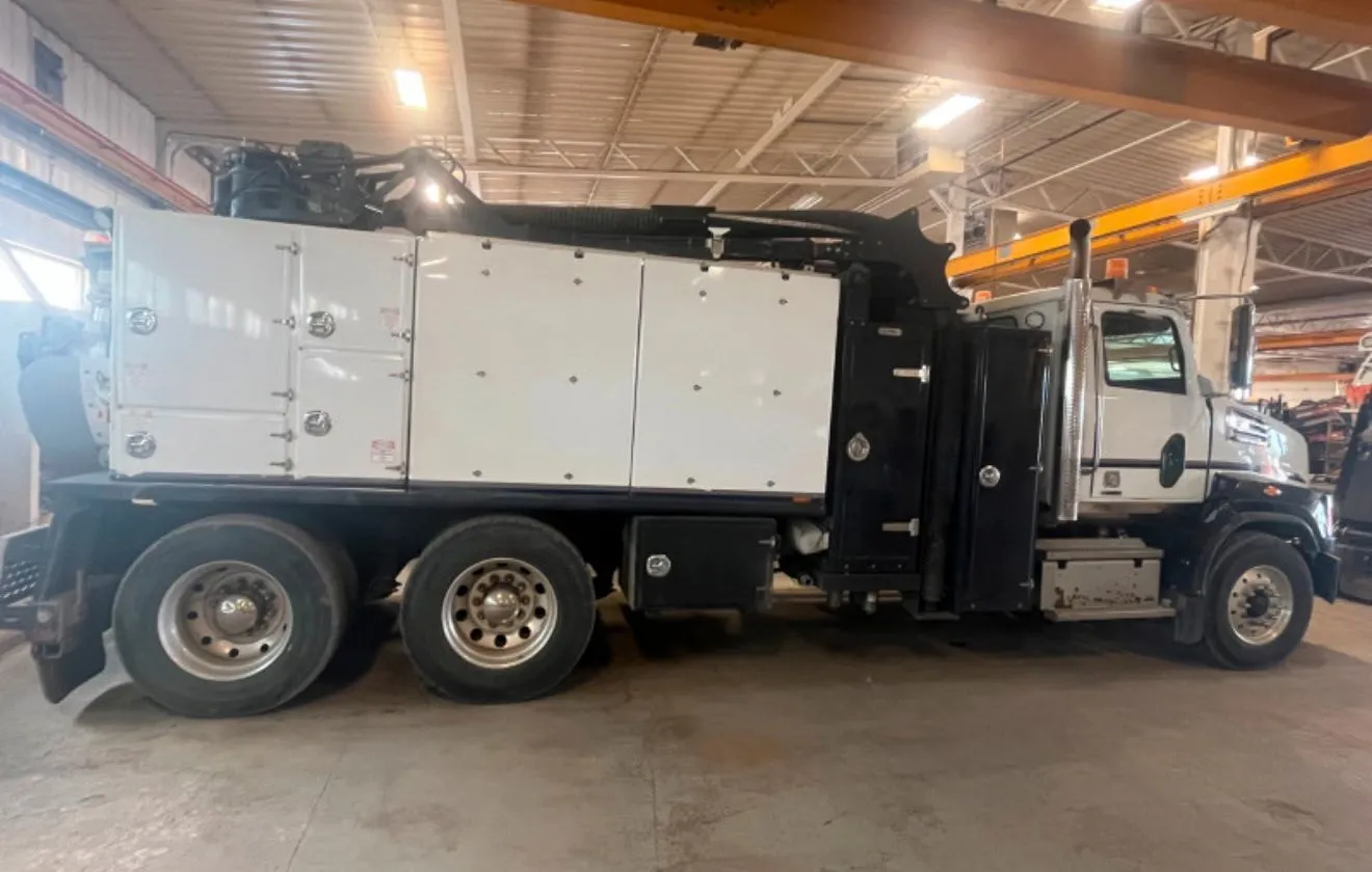 USED 2022 RIVAL T7