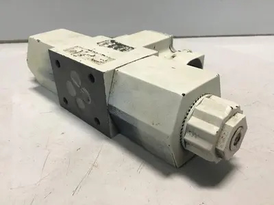 USED YUKEN DSG-01-3C9-D24-50