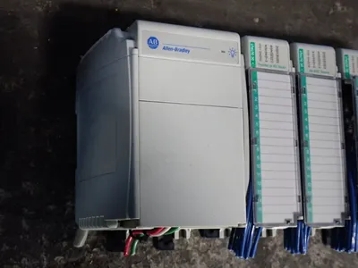 Used ALLEN BRADLEY 1769ECR PLC Chassis Ohio US | HGR 24 #801936