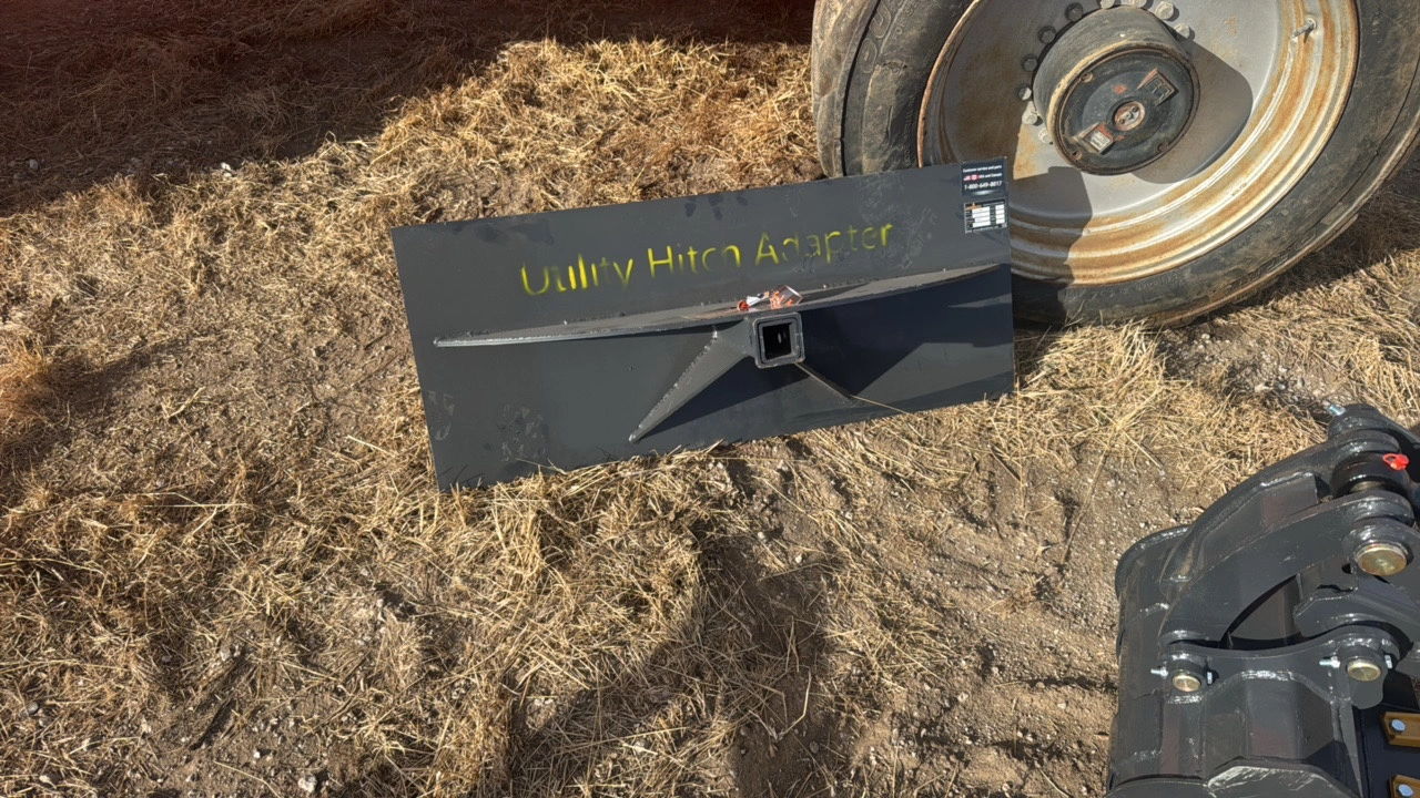 Skid Steer Utility Hitch Adapter 2" Receiver	Landhonor	2025	Unused	UHA-16-3000G