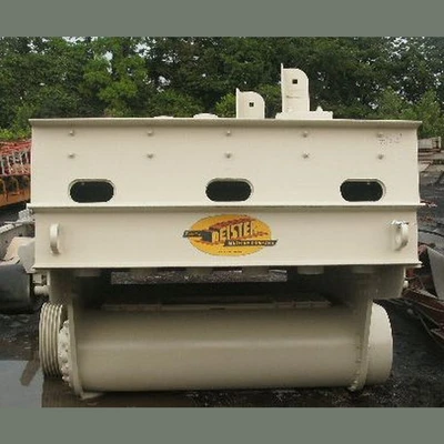 Deister 72 in. x 14 ft. Vibrating Pan Feeder