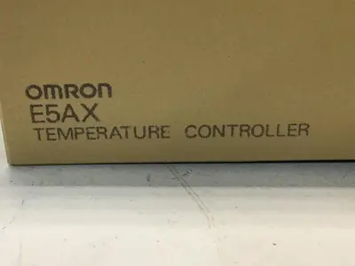 USED OMRON E5AX