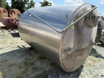 _UNKNOWN_ UNKNOWN Stainless Steel Tanks | Perry Equipment (3)