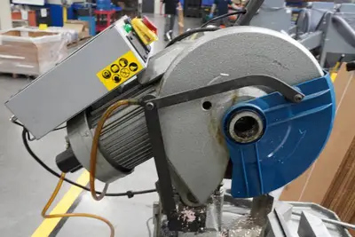 Rong-Fu RF-315CS-42 3-Phase Heavy Duty Circular Saw on Stand