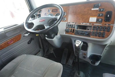 Used 2009 PETERBILT 367 Service & Utility Trucks Texas US | Roll Off Truck World #1491938