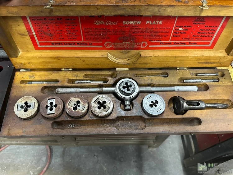 Used _UNKNOWN_ TAP & DIE KIT Taps & Dies Illinois US | Heath Industrial Auction Services #1419831