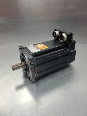 USED Allen-Bradley MPL-B330P-SJ22AA Inverter Duty Servo Motor, 2.4HP