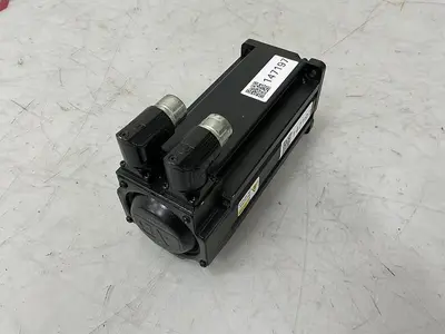USED ALLEN BRADLEY MPL-A330P-HJ74AA
