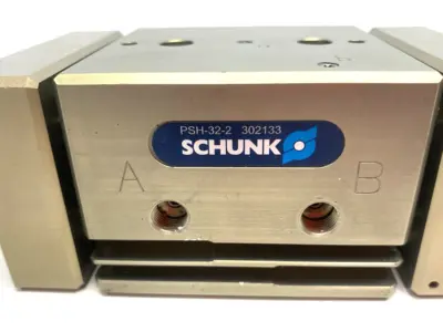Used SCHUNK Long-Stroke Gripper Size: 32, Pneumatic 22.5mm Stroke Robot Parts Michigan US | Maverick Industrial Sales #1413487