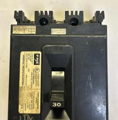 USED FEDERAL PACIFIC NEF330