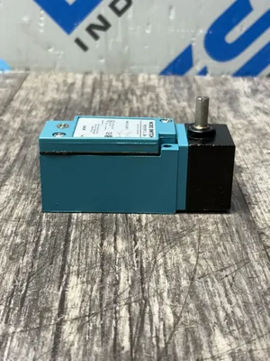 MICRO SWITCH LSA3K Limit & Snap Action Switches | ESS Industrial Equipment Sales (6)