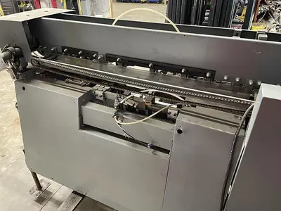 USED 1989 BURT 408D HYDRAULIC ROLL THROUGH LABELER