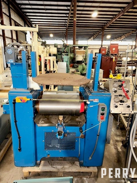 3-ROLL MILL 8" x 30" Mill Roll Paint (2, 3 or More Rolls) | Perry Equipment