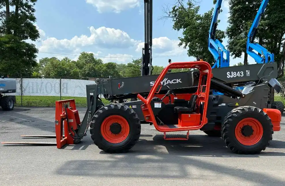 Used 2018 Skyjack SJ843TH Telehandlers New York US | United Lift #1446489