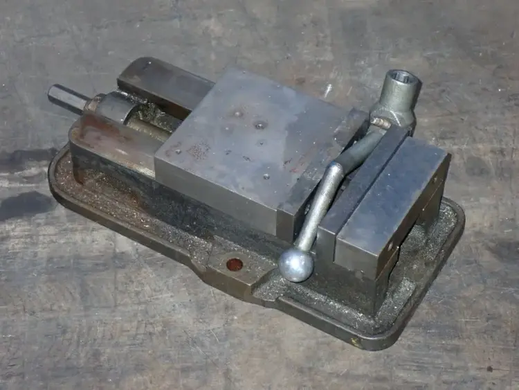 Used KURT _UNKNOWN_ Tooling & Accessories (Other) Ohio US | HGR 24 #1185738