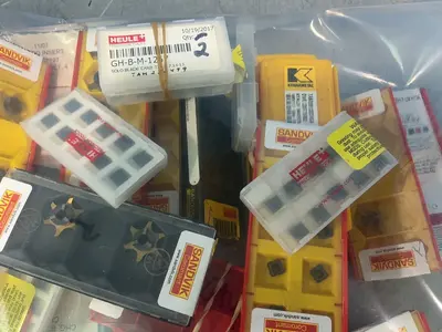Used _UNKNOWN_ _UNKNOWN_ Carbide Inserts Ohio US | HGR 24 #1370137