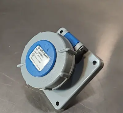 MENNEKES 360R6W Mennekes 60A 3Wire 250V Watertight Receptacle Loc 4E 26