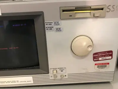 HEWLETT PACKARD 16500C LOGIC ANALYSIS SYSTEM 16500-40502 x3, 16555D Analyzer