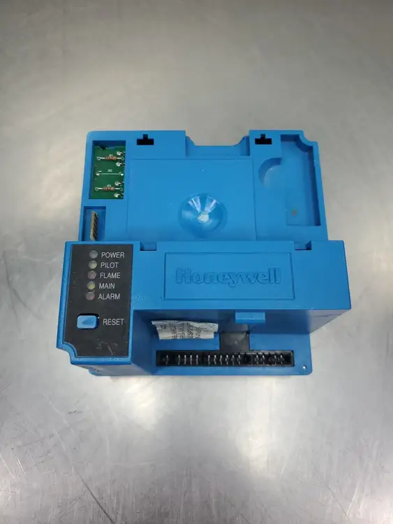 Used Honeywell RM7890B1048 Primary Burner Control, 120V, Rev C Boiler Accessories South Carolina US | Palmetto Automation #1157857