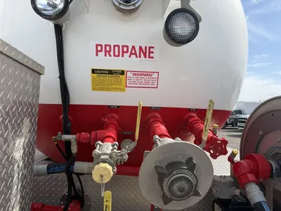 Used 2018 FREIGHTLINER M2 106 PROPANE BOBTAIL TANK Tanker trucks Minnesota US | Carco Truck & Equipment #1513912