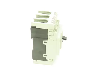 Fuji Electric EW50RAGU-3P015 Earth Leakage Circuit Breaker 3-Pole 15A 100-440VAC