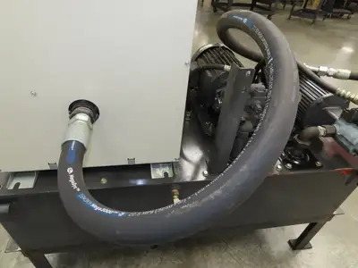 Daikin Hydraulic Power Unit 6.8GPM 220V w/Chiller 1.5kW & Circulation Pump/Motor