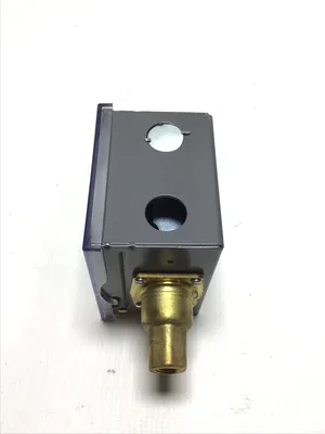 Honeywell L404F 1094 Pressure Control