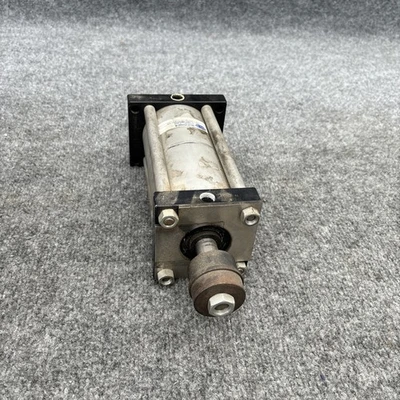 Used Fabco-Air MP3x-2-1/2-2-1-FF-DR Pneumatic Cylinders California US | Davliegogo LLC #1706066