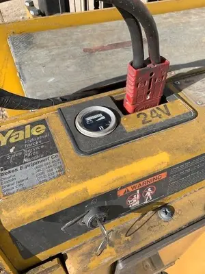 1999 YALE MSW040LCN24TV083 Stackers | Rock Solid Tools (6)