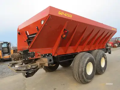 New | in-Stock 2026 PEQUEA SP450 Manure Spreaders Pennsylvania US | Zimmerman Farm Service #1409845