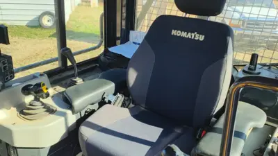 USED 2022 Komatsu D61PXI-24