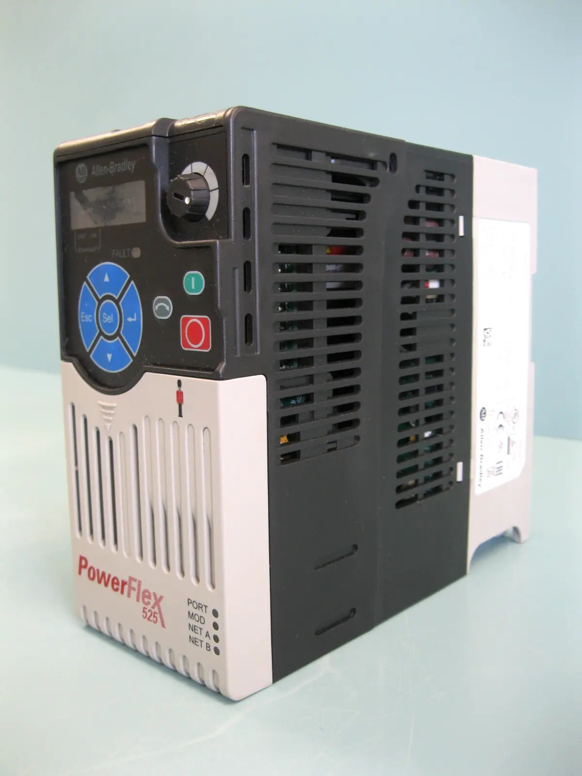 USED Allen-Bradley 25B-D6P0N104