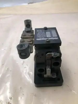 Allen-Bradley 810-A15A Inverse Time Relay 130VAC 124VDC 87A