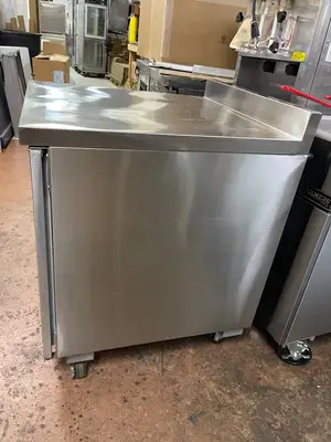 Used Randell Used 27" Randell 9402-290 Work Top Refrigerator 5.7 cu ft 115V - JD Worktop Refrigerators Illinois US | Falcon Restaurant Supply #1375038