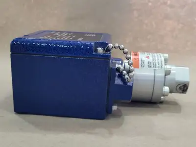 New | in-Stock ITT INDUSTRIES 200P13C3 Switchgears British Columbia CA | Lenmark #239642